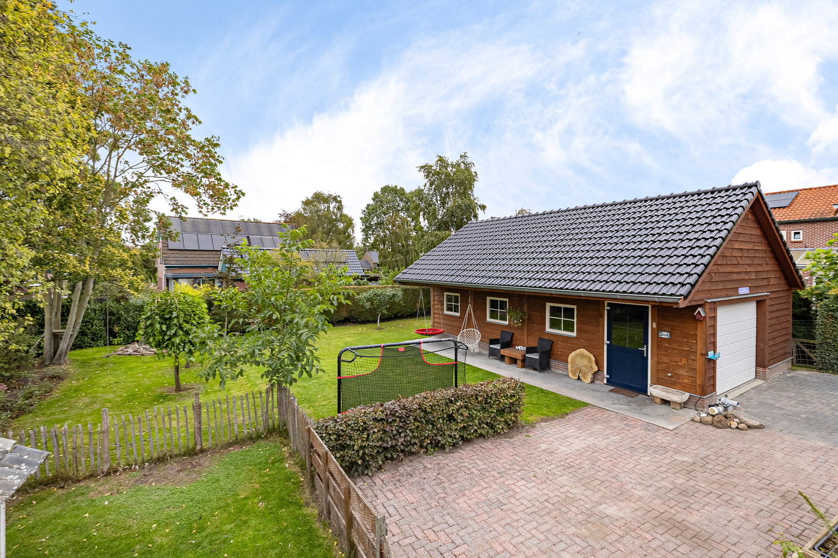 Vrijstaande woning te koop: de Linden 6, Wagenborgen