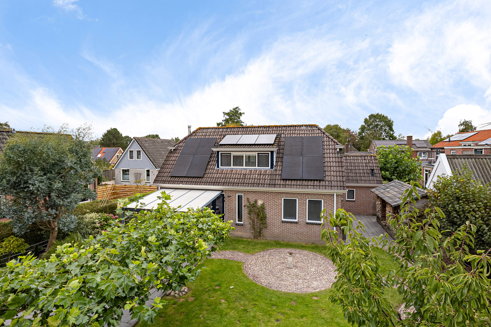 Vrijstaande woning te koop: de Linden 6, Wagenborgen