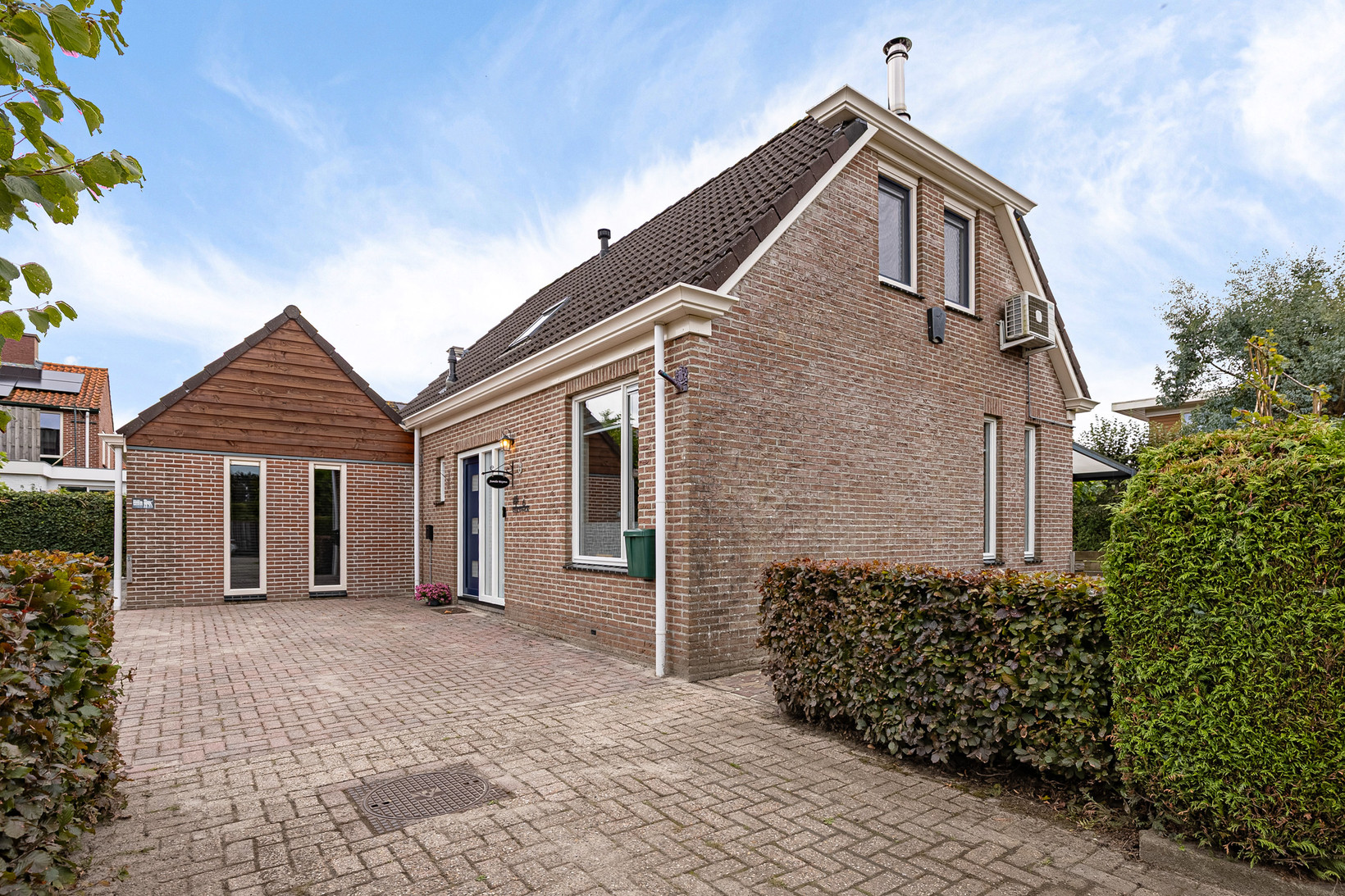 Vrijstaande woning te koop: de Linden 6, Wagenborgen
