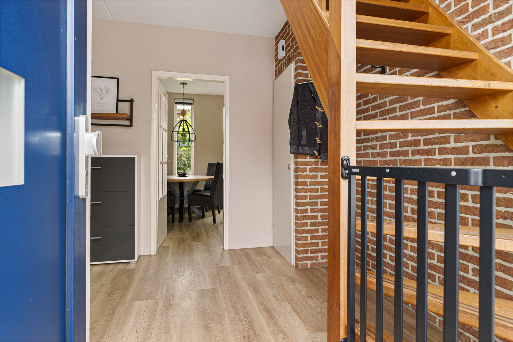 Vrijstaande woning te koop: de Linden 6, Wagenborgen