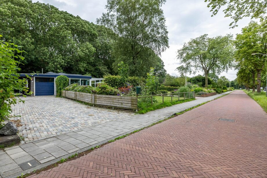 Vrijstaande woning te koop: C F van Sytzamastraat 19, Winsum