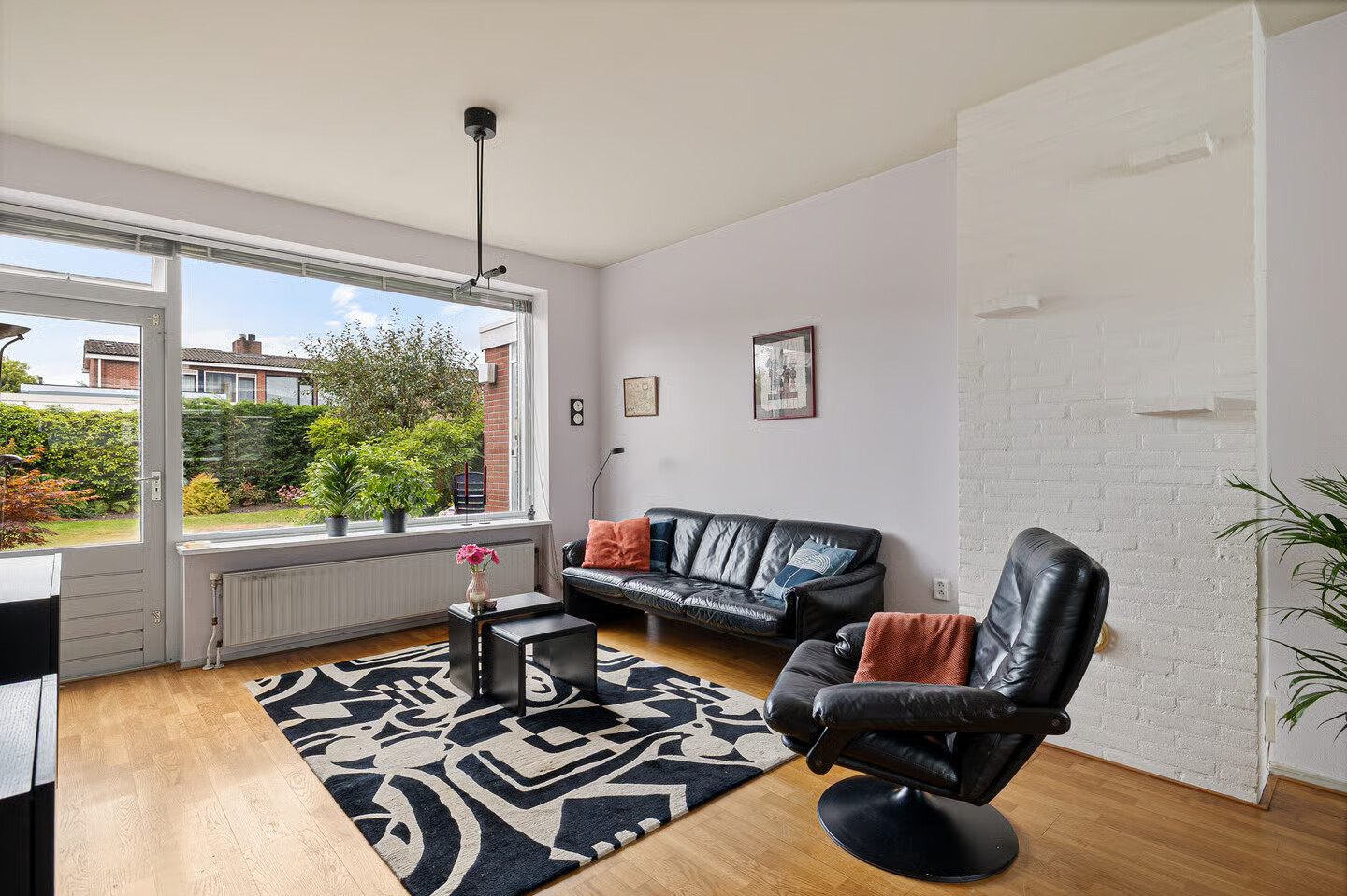 Tussenwoning te koop: Grachtstraat 10, Winsum