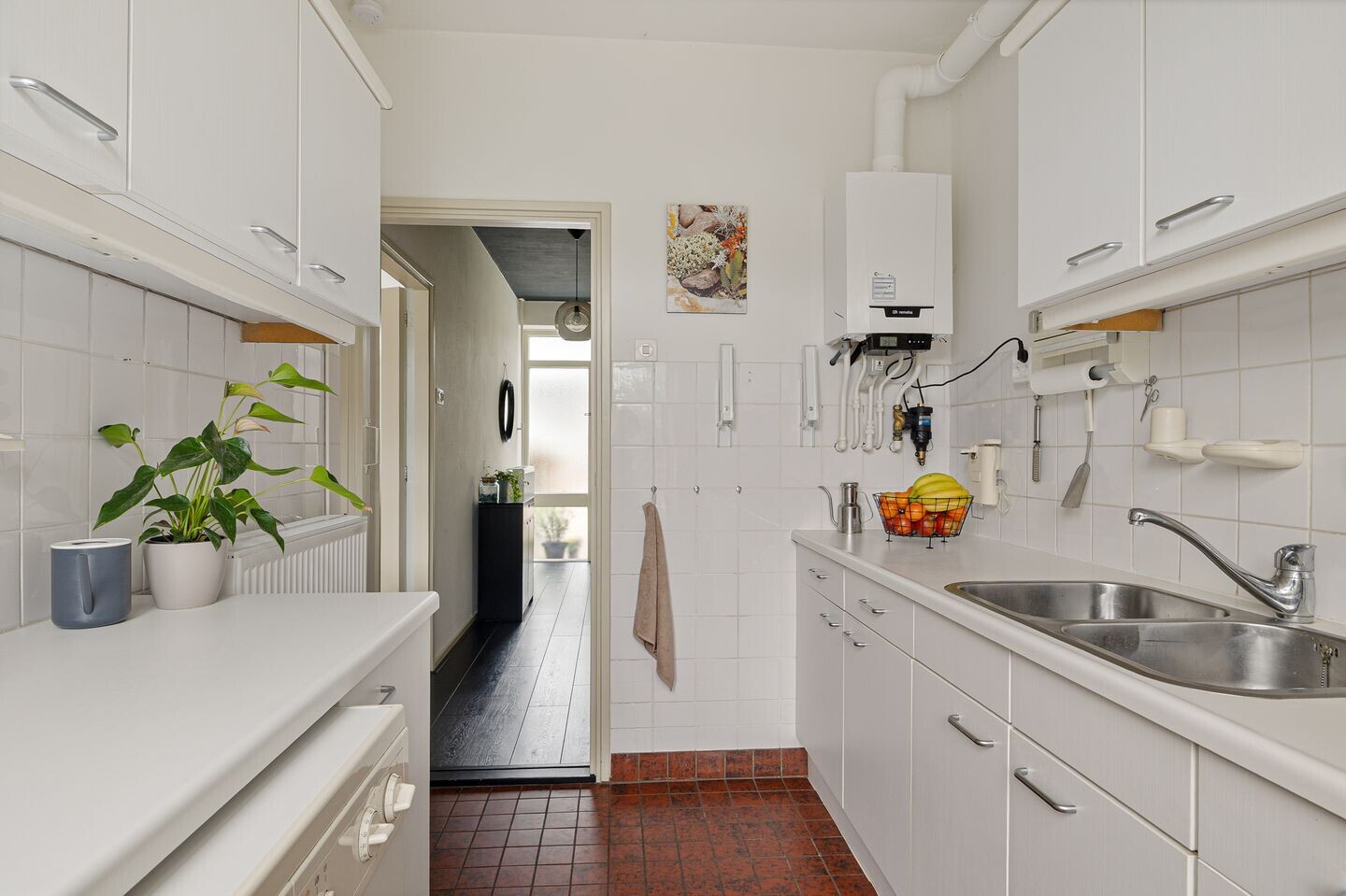 Tussenwoning te koop: Grachtstraat 10, Winsum
