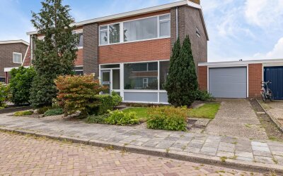 Grachtstraat 10