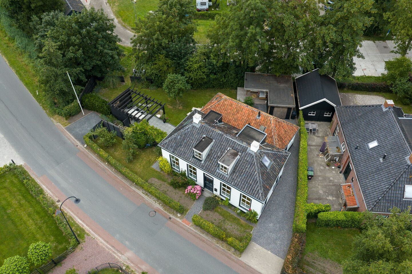 Vrijstaande woning te koop: Winsumerweg 1, Onderdendam