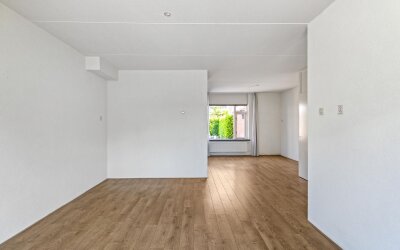 Stiekemastraat 1