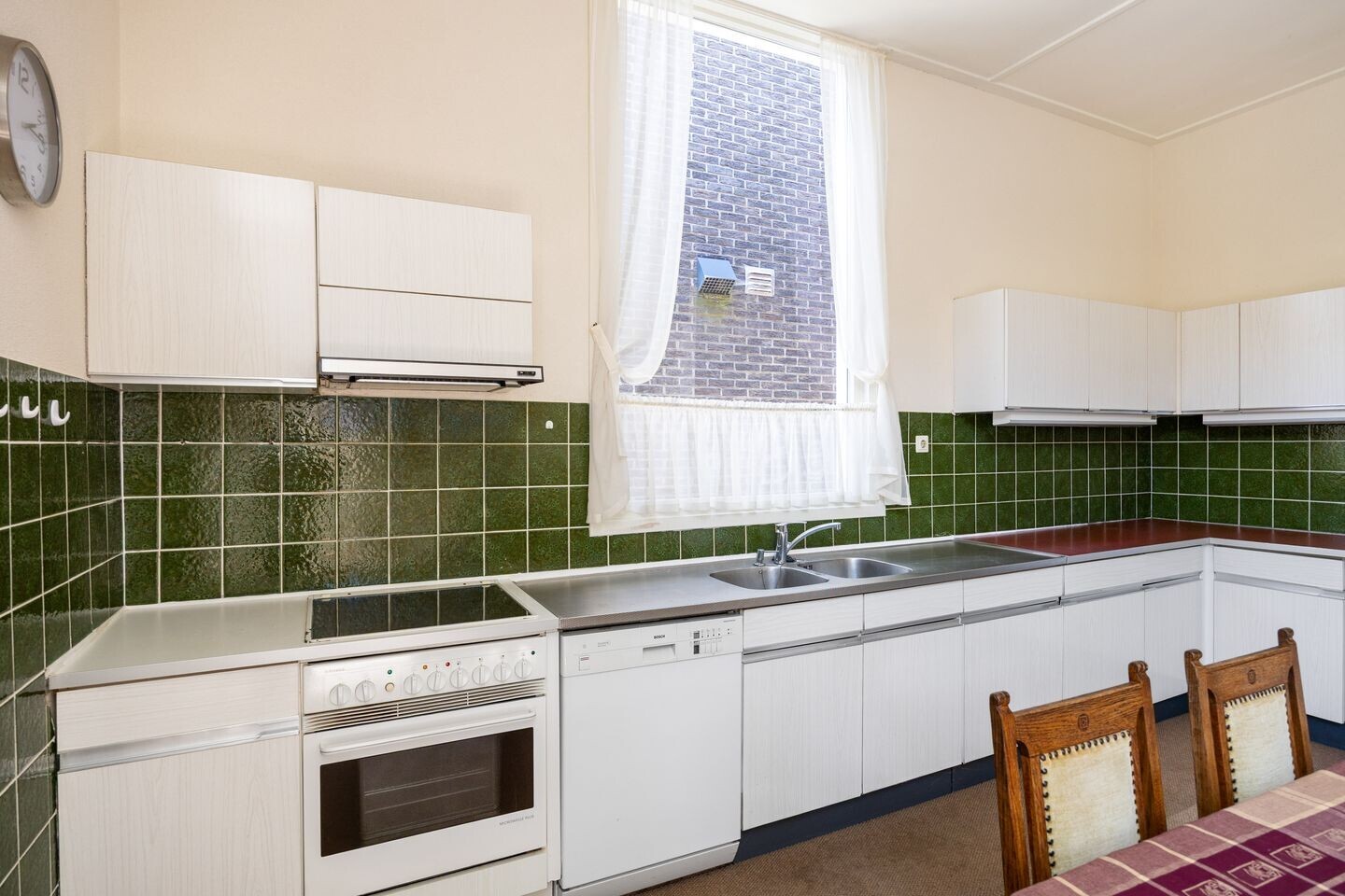 Vrijstaande woning te koop: Hoofdstraat-West 15, Uithuizen