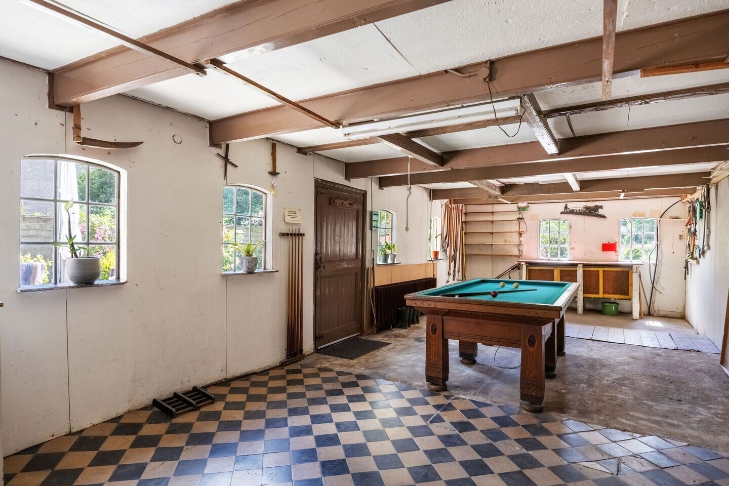 Vrijstaande woning te koop: Hoofdstraat-West 15, Uithuizen