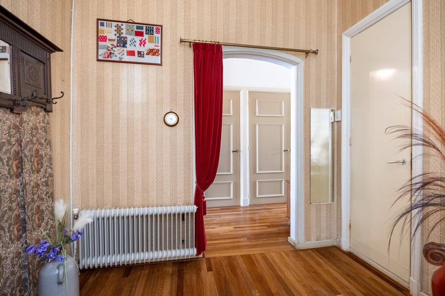 Vrijstaande woning te koop: Hoofdstraat-West 15, Uithuizen