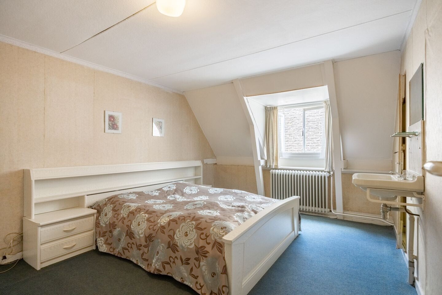 Vrijstaande woning te koop: Hoofdstraat-West 15, Uithuizen
