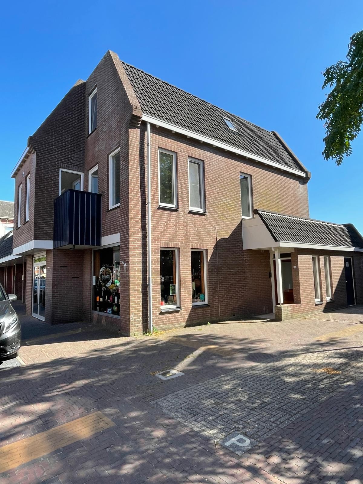 Appartement te huur: Hoofdstraat-Oost 22, Uithuizen