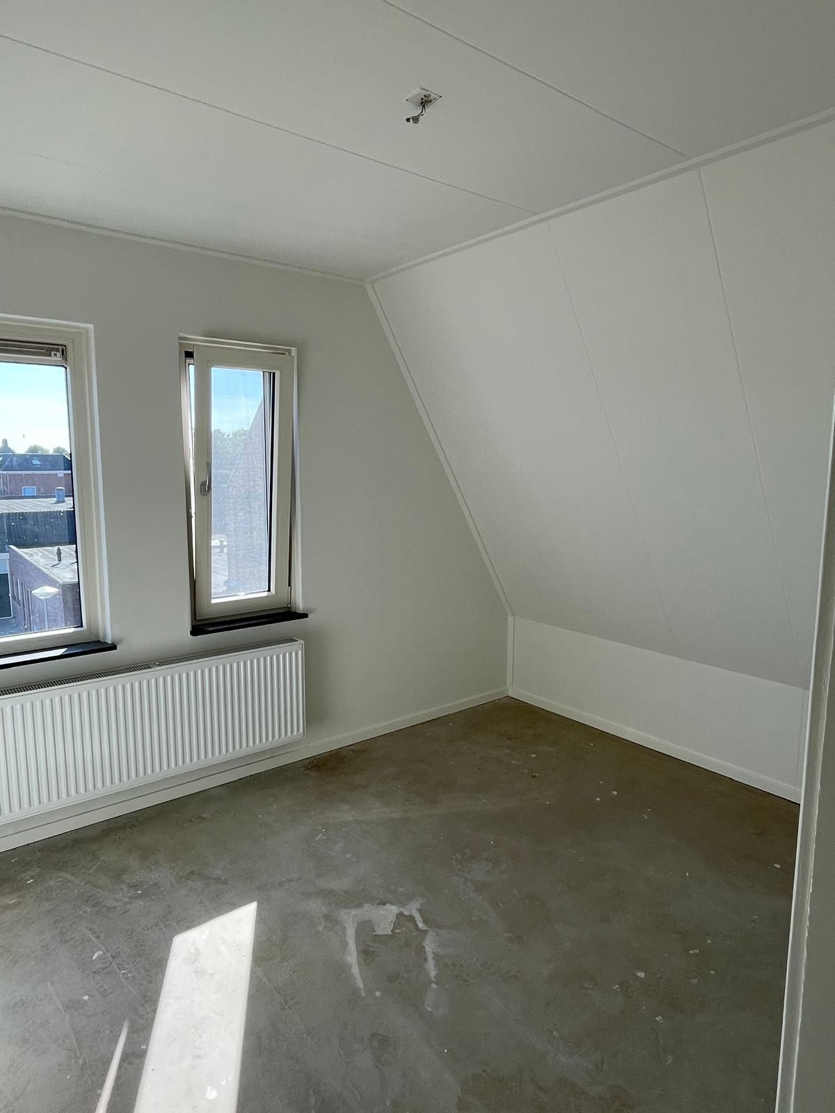 Appartement te huur: Hoofdstraat-Oost 22, Uithuizen