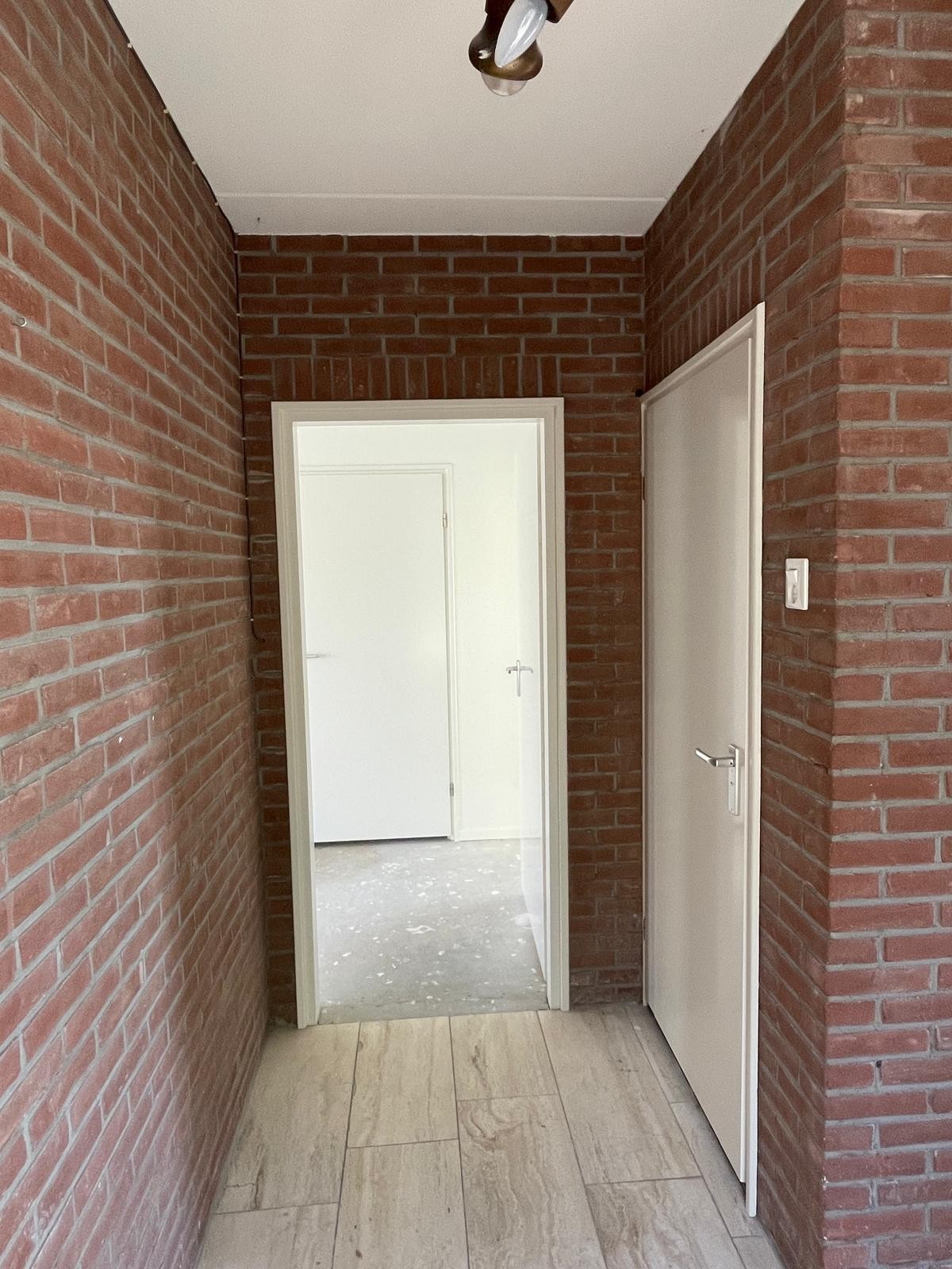 Appartement te huur: Hoofdstraat-Oost 22, Uithuizen