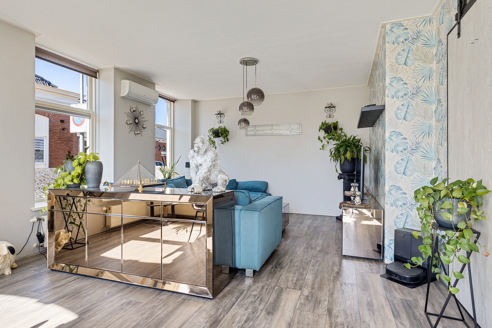 Tussenwoning te koop: Leeuwstraat 11, Uithuizen