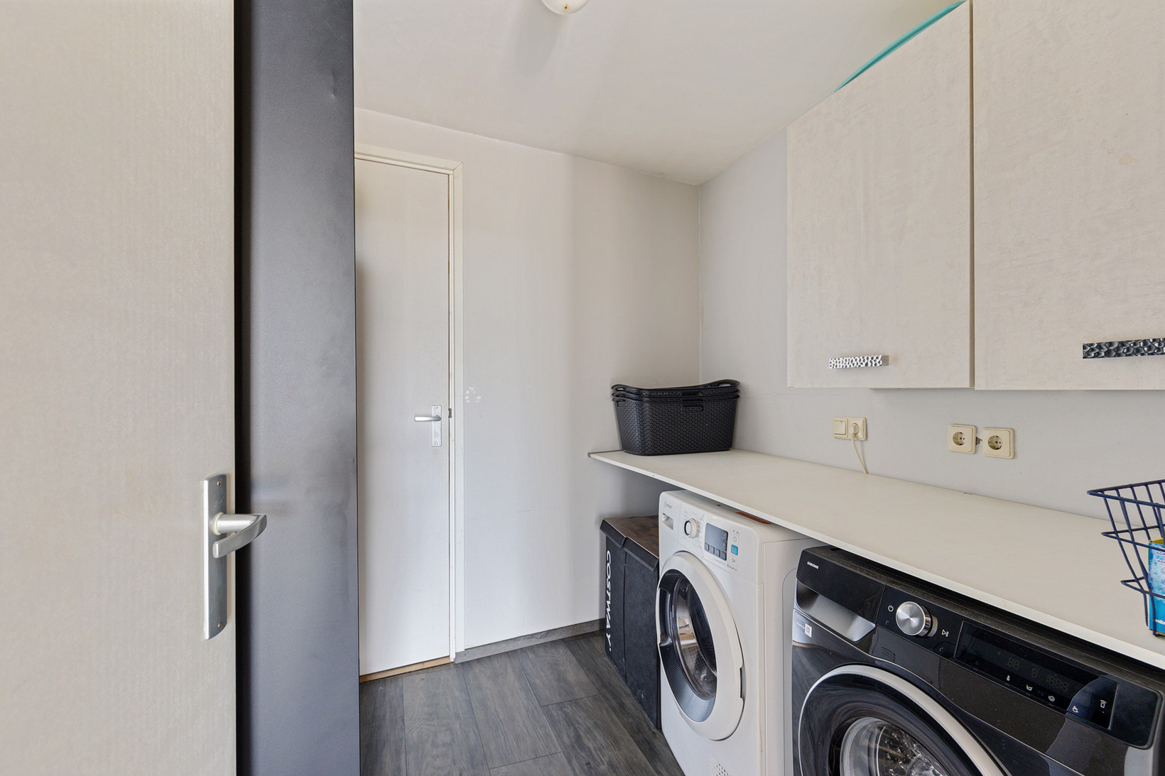 Tussenwoning te koop: Leeuwstraat 11, Uithuizen
