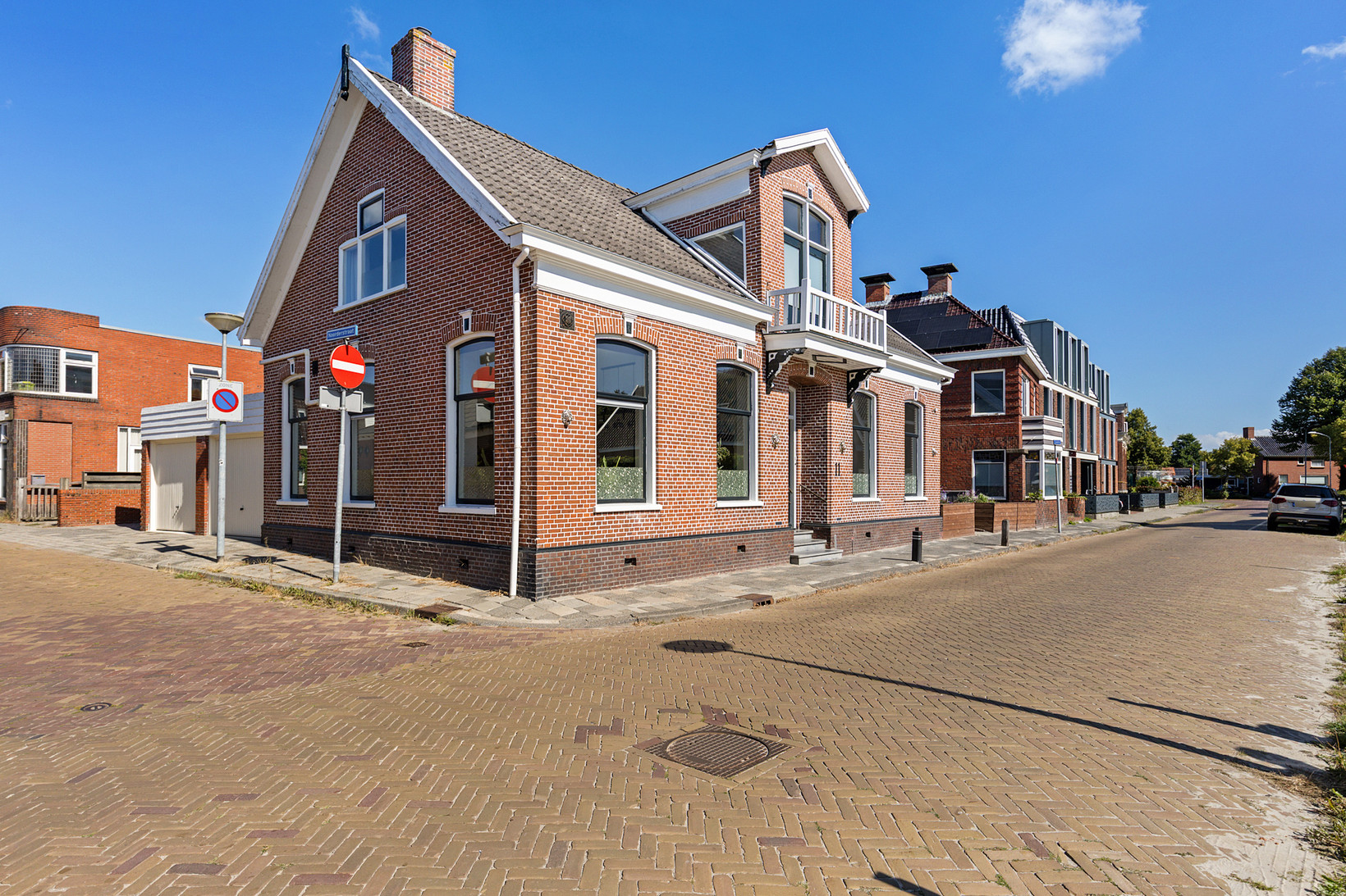 Tussenwoning te koop: Leeuwstraat 11, Uithuizen