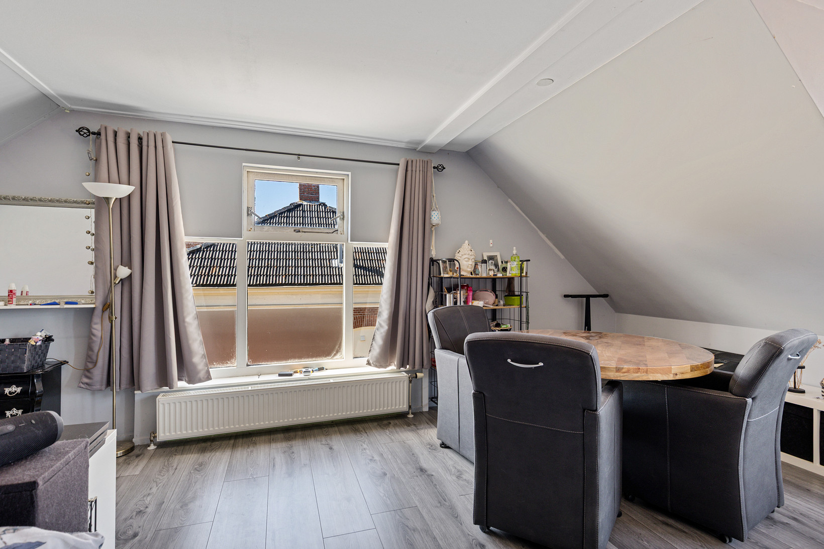 Tussenwoning te koop: Leeuwstraat 11, Uithuizen