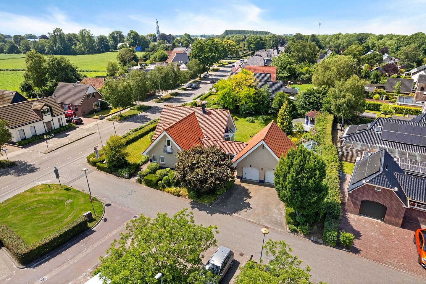 Vrijstaande woning te koop: Hoofdstraat 53, Uithuizermeeden