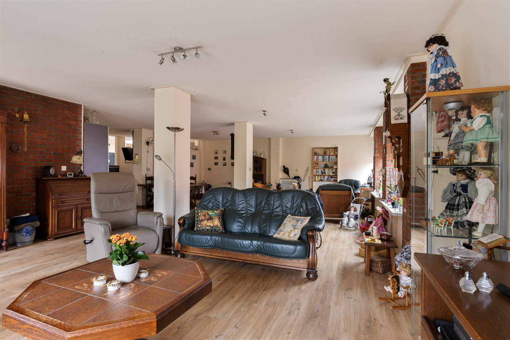 Vrijstaande woning te koop: Hoofdstraat 139, Uithuizermeeden