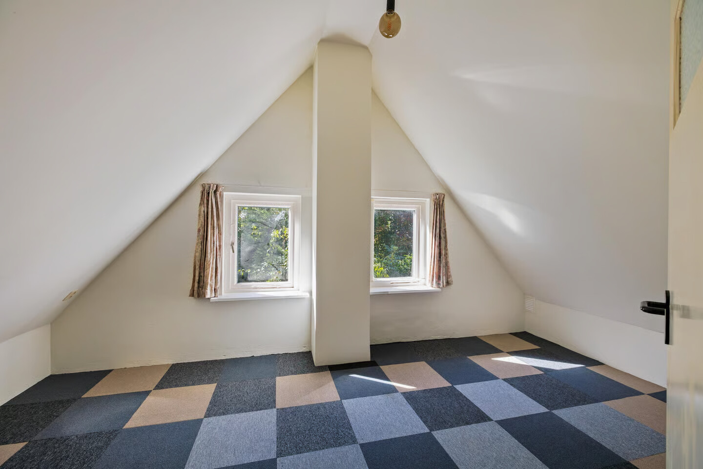 Vrijstaande woning te koop: Oldenzijlsterweg 10, Oldenzijl