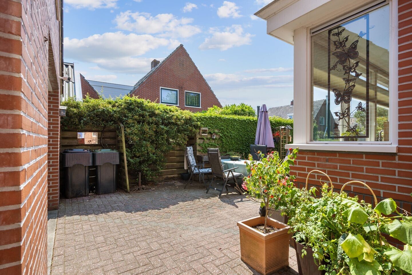 Twee-onder-één-kap te koop: Redger van Bolhuisstraat 14, Warffum