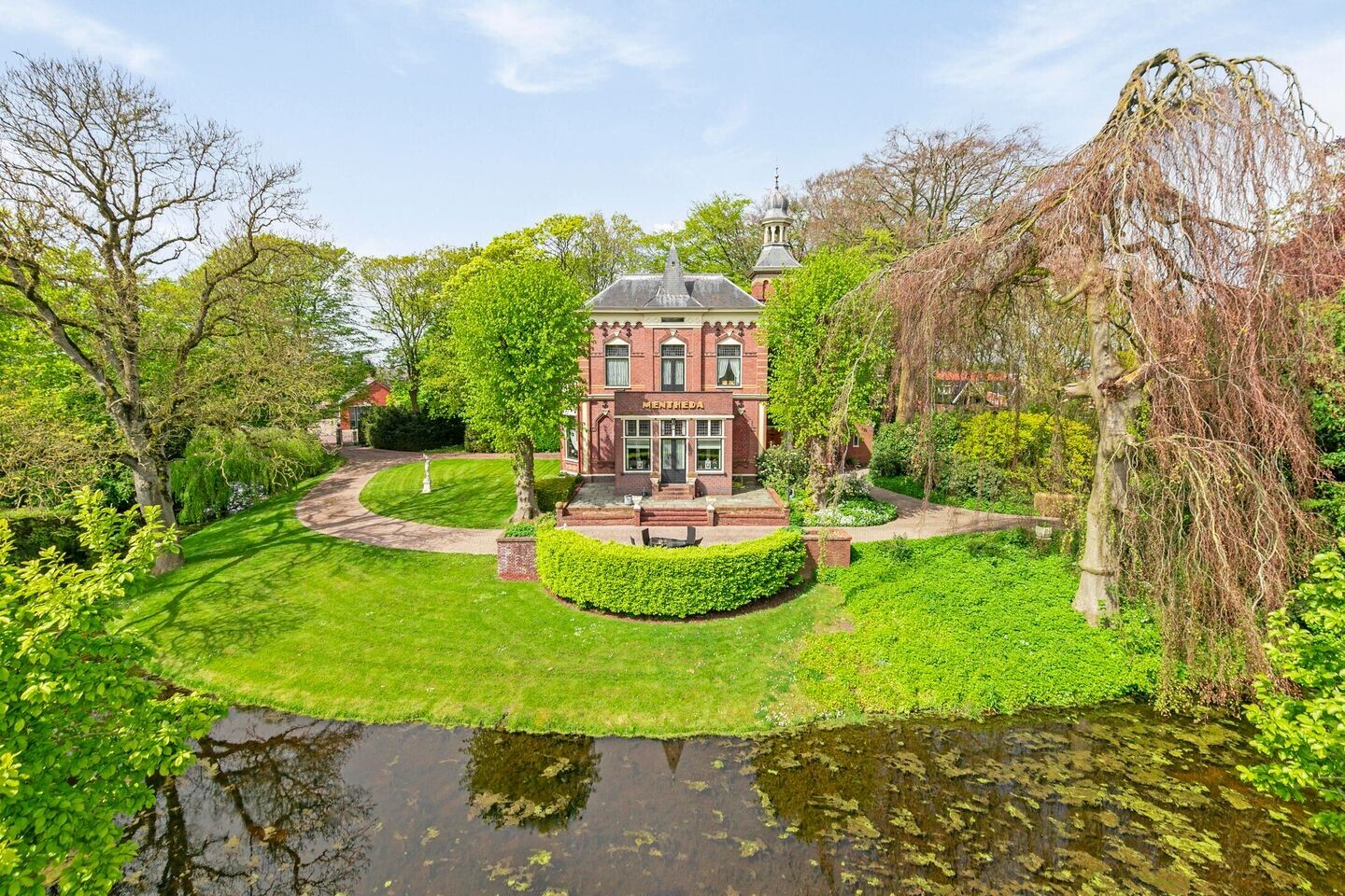 Vrijstaande woning te koop: Menthedalaan 5, Middelstum