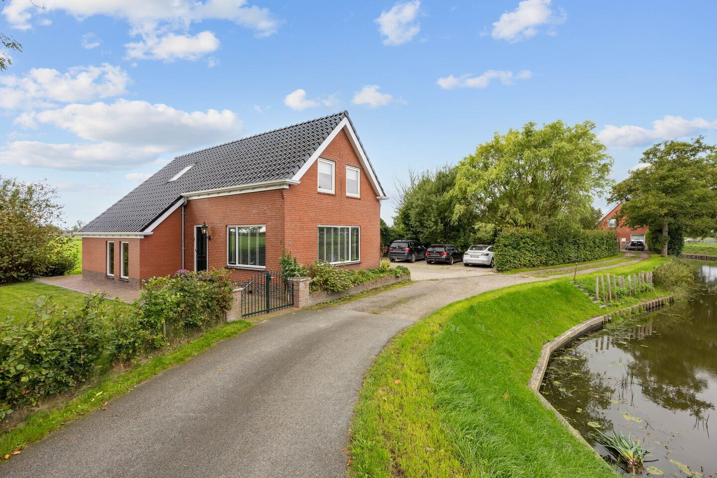 Vrijstaande woning te koop: tolweg 2, Westerwijtwerd