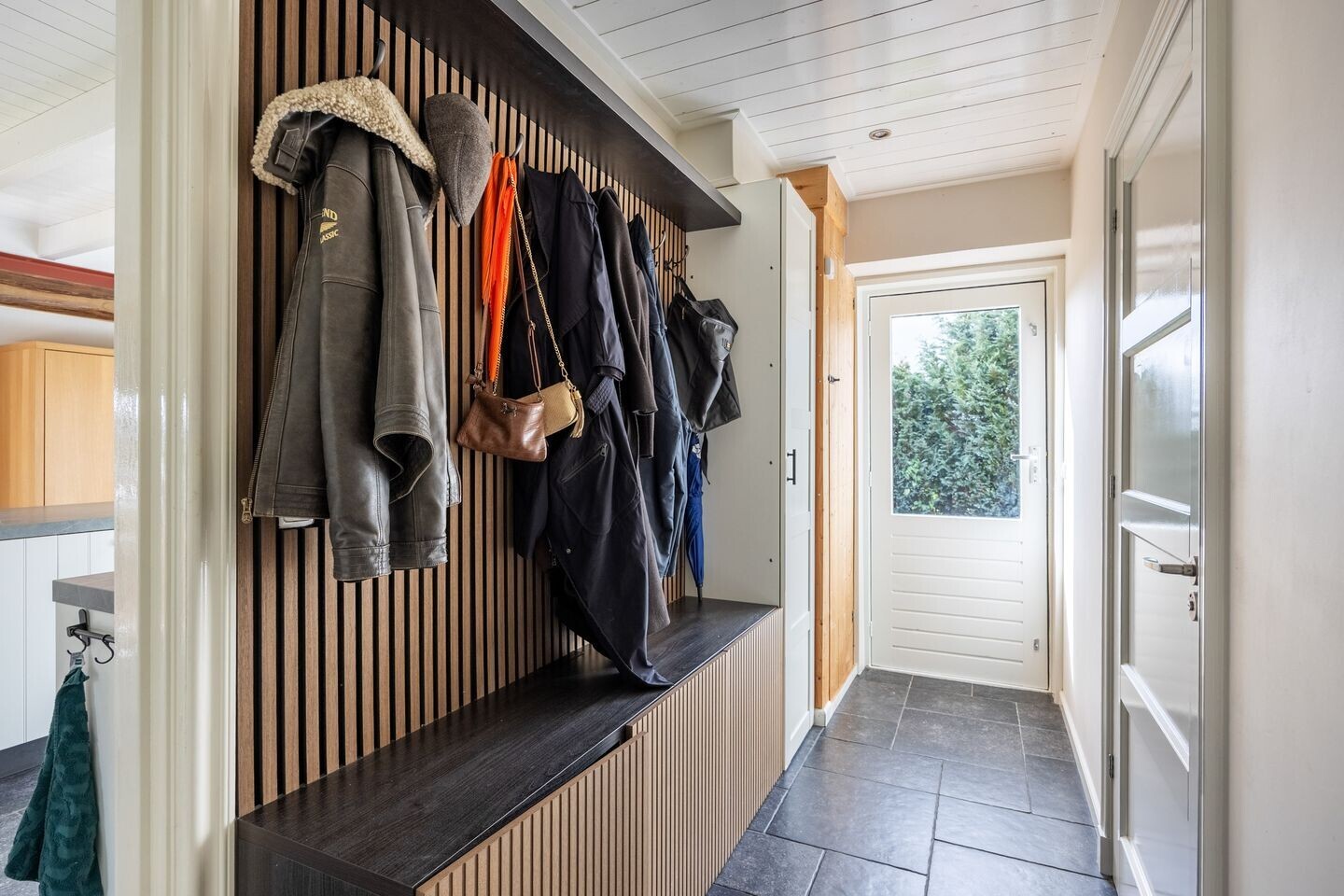 Vrijstaande woning te koop: tolweg 2, Westerwijtwerd