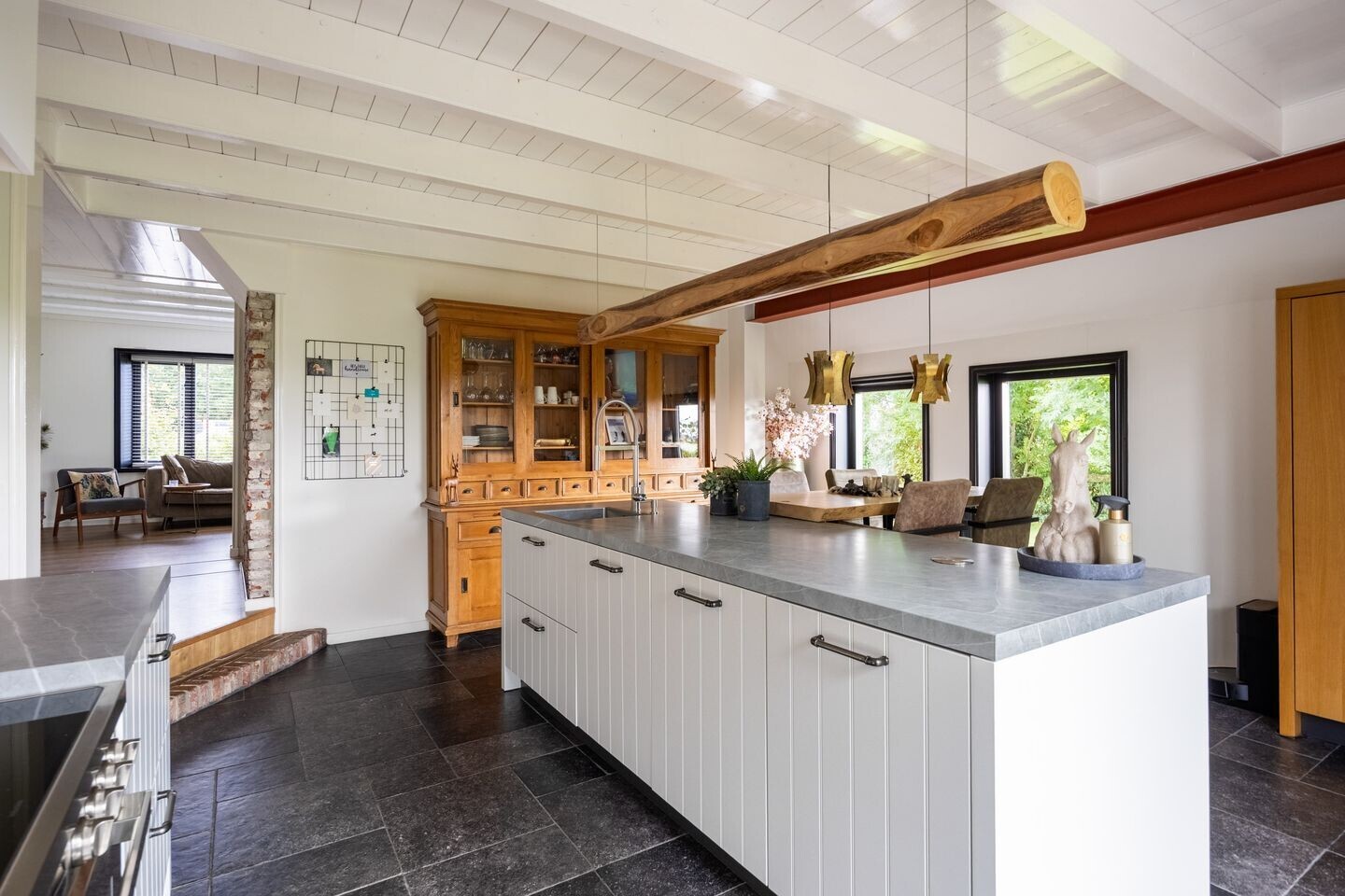 Vrijstaande woning te koop: tolweg 2, Westerwijtwerd
