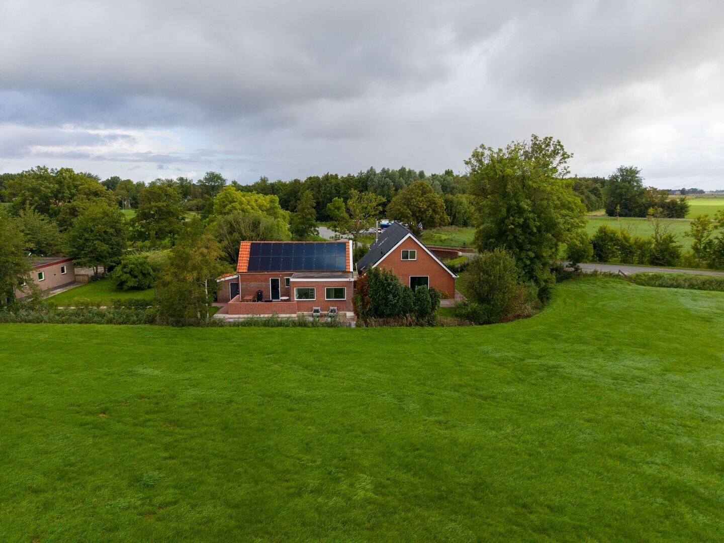 Vrijstaande woning te koop: tolweg 2, Westerwijtwerd